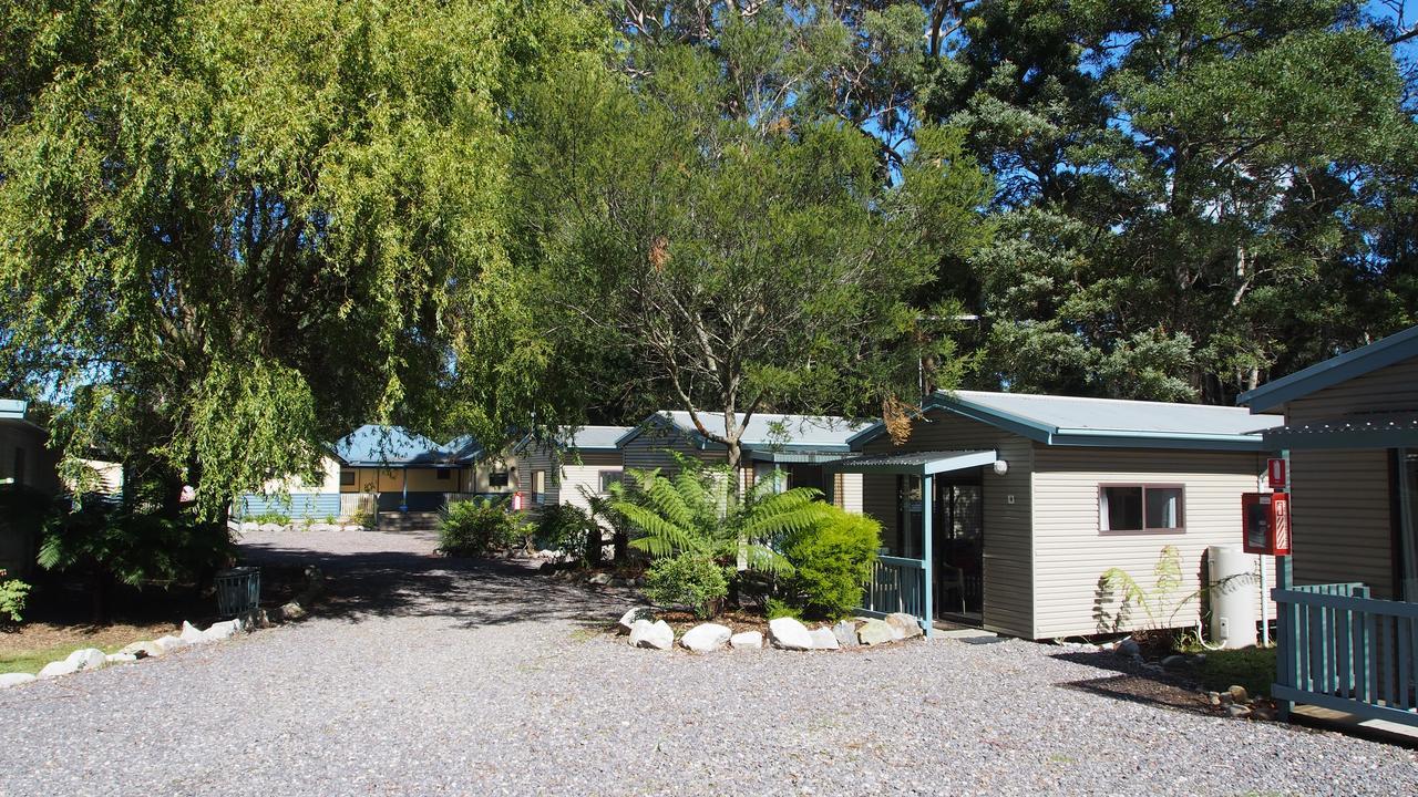 Strahan Retreat Holiday Park Экстерьер фото